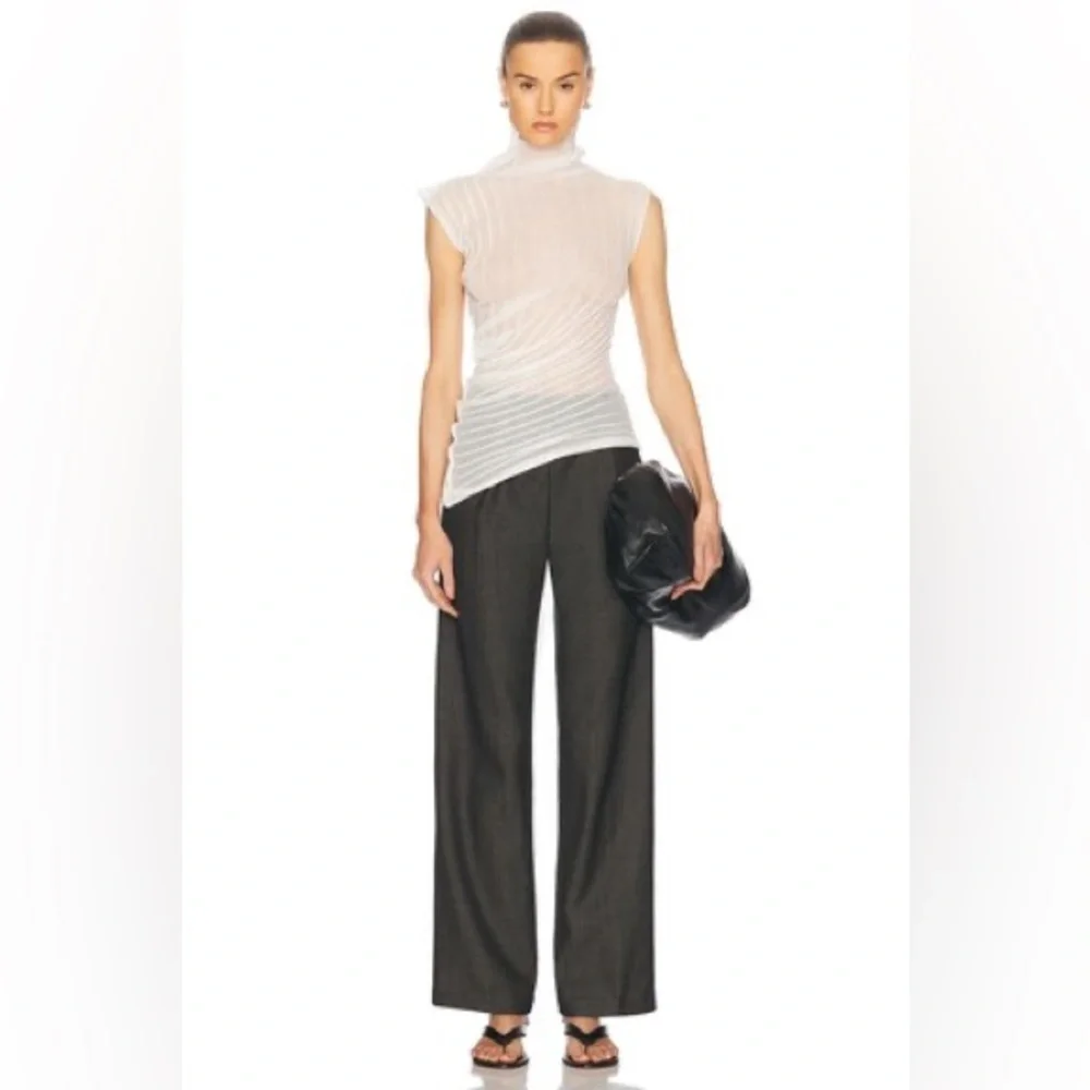 VICTORIA BECKHAM - Sleeveless High Neck Top - Picture 5 of 12